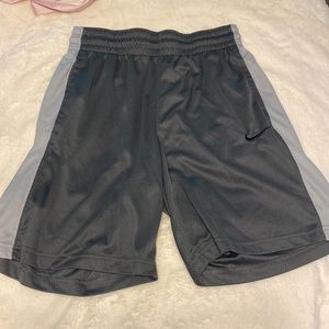 Nike Drifit basketball shorts